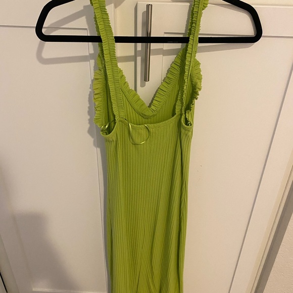 Lime green maxi dress Zara size small - Picture 3 of 3